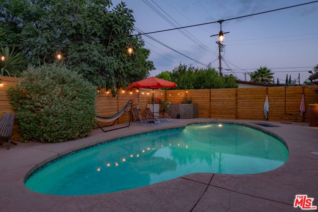 6504 Rhea Avenue, Los Angeles, CA 91335