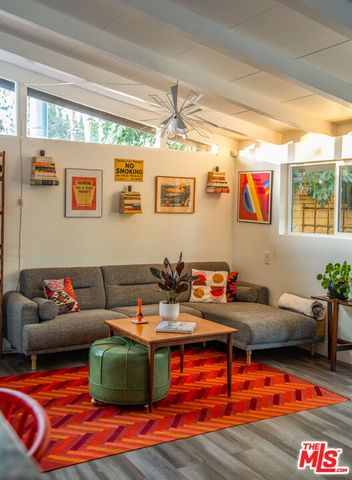 6504 Rhea Avenue, Los Angeles, CA 91335