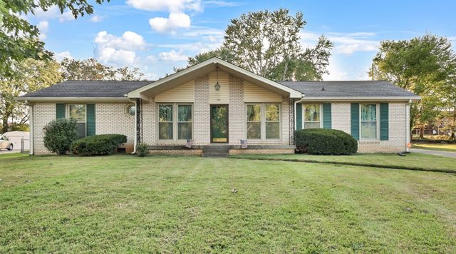 110 Kimbrough Ct, Clarksville, TN 37043