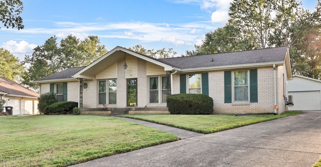 110 Kimbrough Ct, Clarksville, TN 37043