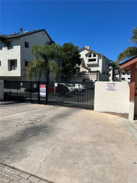 15111 Freeman Avenue 35, Lawndale, CA 90260 — exterior