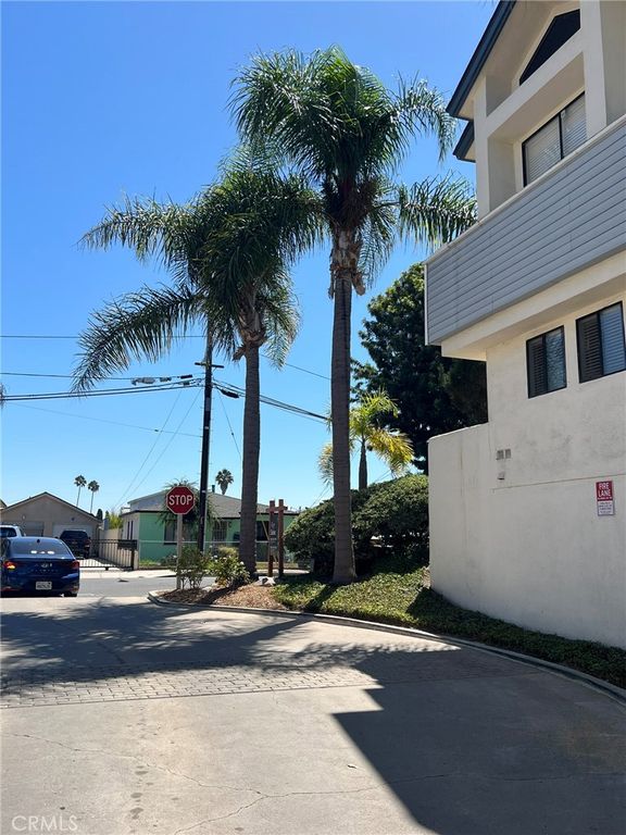 15111 Freeman Avenue 35, Lawndale, CA 90260 — photo 2