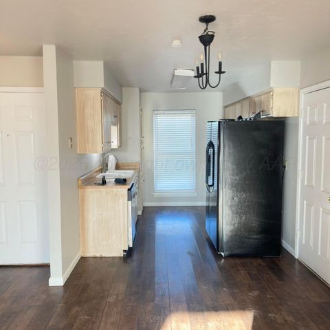 805 OREGON Trail, Canyon, TX 79015