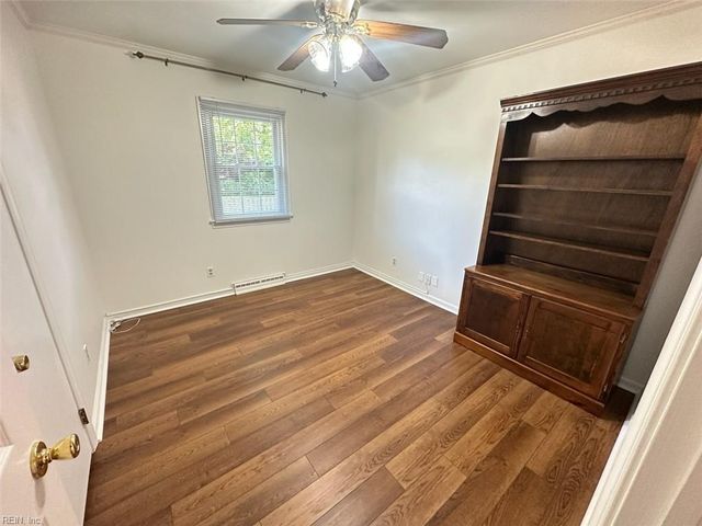 2036 English AVE, Chesapeake, VA 23320