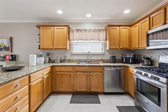 16672 SE 78TH LIVE OAK AVENUE, The Villages, FL 32162