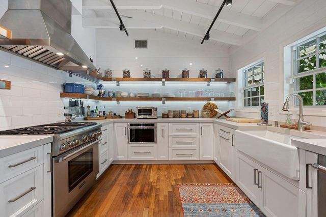 302 NW 16th Street, Delray Beach, FL 33444