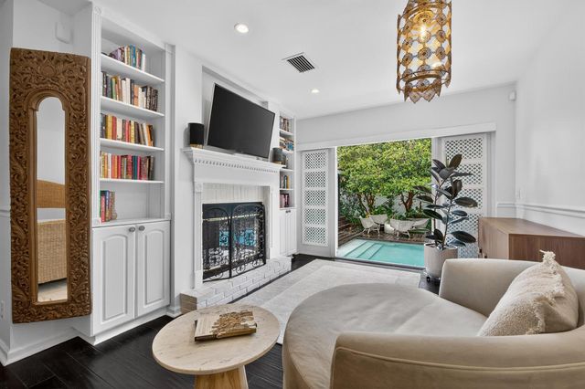 302 NW 16th Street, Delray Beach, FL 33444