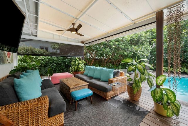 302 NW 16th Street, Delray Beach, FL 33444