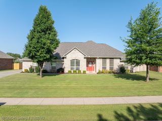12904 Diamond Lane, Fort Smith, AR 72916
