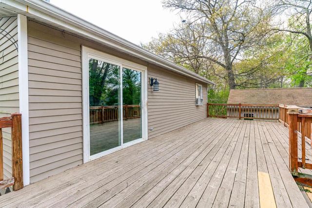 N1199 Beech DRIVE, Genoa City, WI 53128