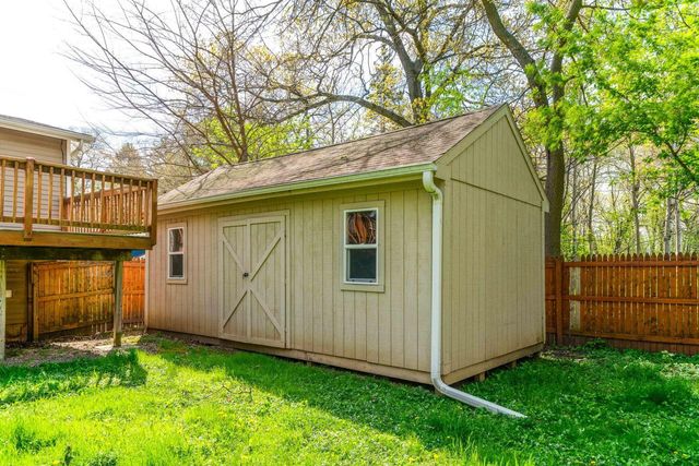N1199 Beech DRIVE, Genoa City, WI 53128