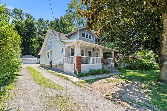 2318 Mogadore Road, Akron, OH 44312
