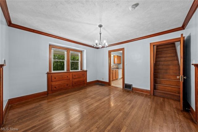 2318 Mogadore Road, Akron, OH 44312