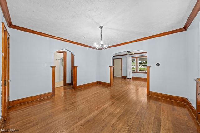 2318 Mogadore Road, Akron, OH 44312