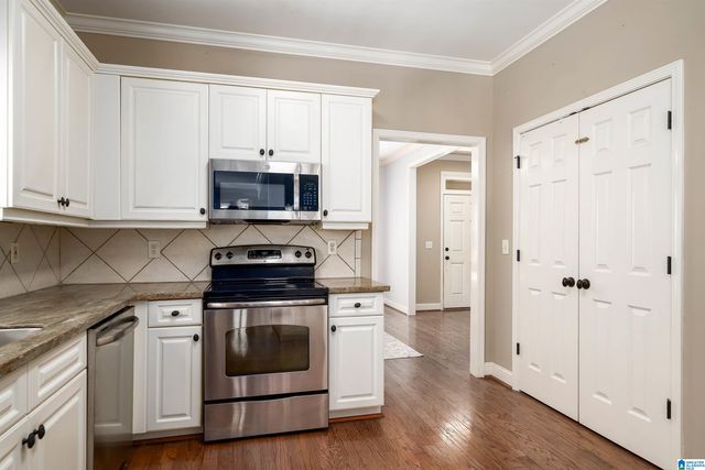 4000 ALSTON WAY, Vestavia Hills, AL 35242