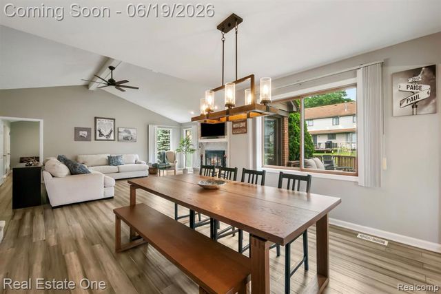 5277 Waterview Drive, West Bloomfield, MI 48323