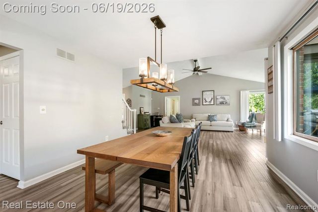 5277 Waterview Drive, West Bloomfield, MI 48323