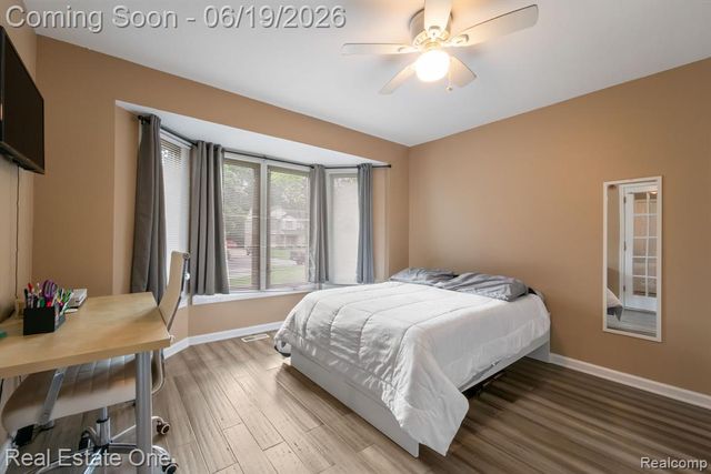 5277 Waterview Drive, West Bloomfield, MI 48323