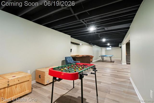 5277 Waterview Drive, West Bloomfield, MI 48323