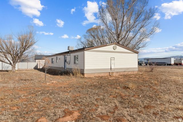 268 S 250 E, Aurora, UT 84620