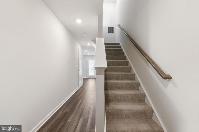 105 MILBURN DR, Martinsburg, WV 25401