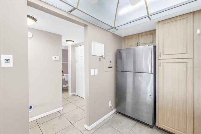 6104 PALMA DEL MAR BOULEVARD S 305, St Petersburg, FL 33715