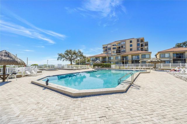 6104 PALMA DEL MAR BOULEVARD S 305, St Petersburg, FL 33715