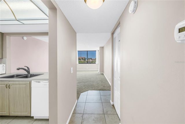 6104 PALMA DEL MAR BOULEVARD S 305, St Petersburg, FL 33715