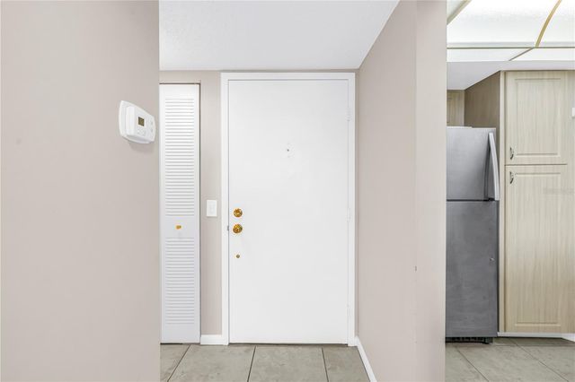 6104 PALMA DEL MAR BOULEVARD S 305, St Petersburg, FL 33715