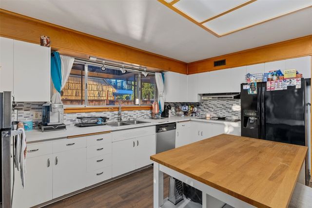 402 Pike Street NE, Auburn, WA 98002