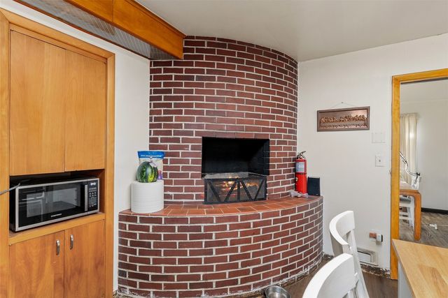 402 Pike Street NE, Auburn, WA 98002