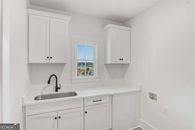 1934 Malcom Estates Drive, Bogart, GA 30622