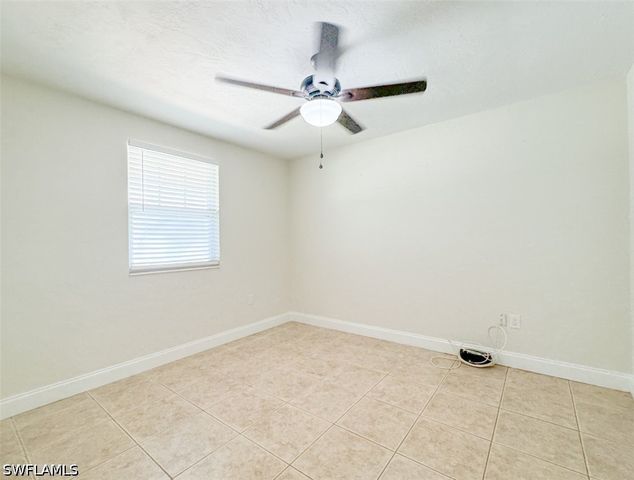 746 109th AVE N, Naples, FL 34108