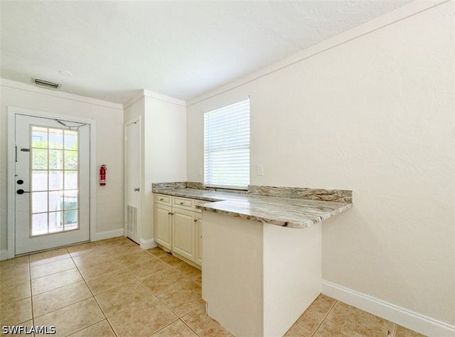 746 109th AVE N, Naples, FL 34108