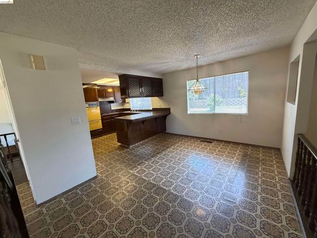 1308 Provence Ct, Antioch, CA 94509