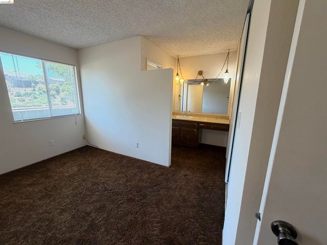 1308 Provence Ct, Antioch, CA 94509