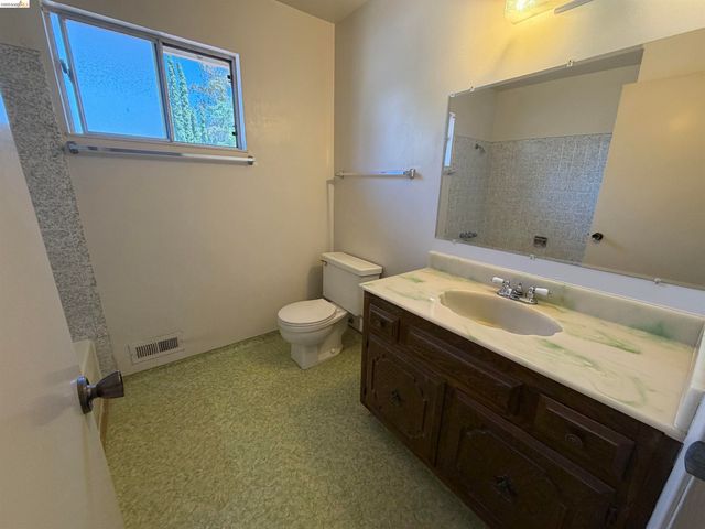1308 Provence Ct, Antioch, CA 94509