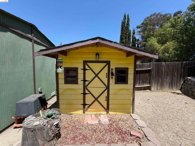 1308 Provence Ct, Antioch, CA 94509