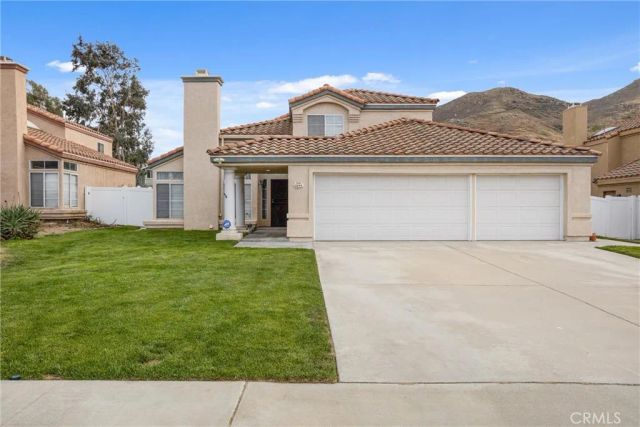 2584 Gunnison, Colton, CA 92324
