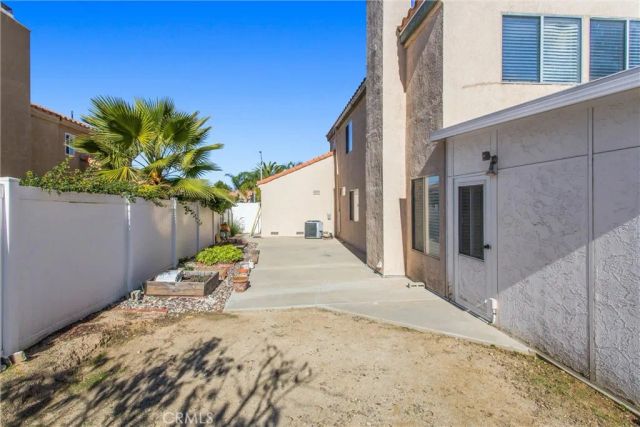 2584 Gunnison, Colton, CA 92324
