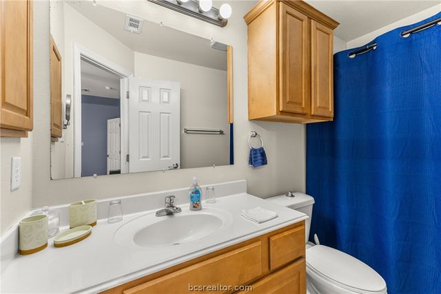 305 Holleman Drive E 1307, College Station, TX 77840