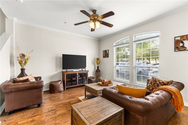 305 Holleman Drive E 1307, College Station, TX 77840