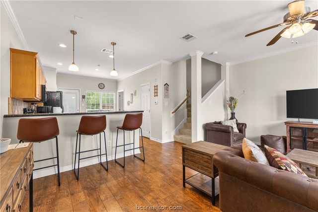 305 Holleman Drive E 1307, College Station, TX 77840