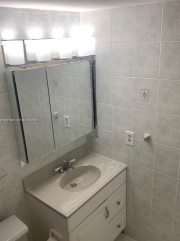 1228 West Avenue 1415, Miami Beach, FL 33139