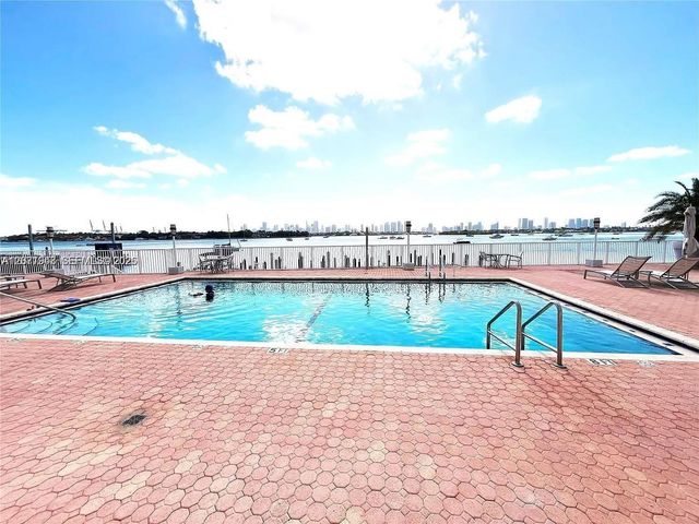 1228 West Avenue 1415, Miami Beach, FL 33139