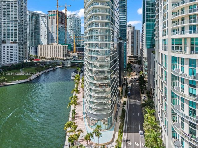 300 Biscayne Blvd Way 2409, Miami, FL 33131