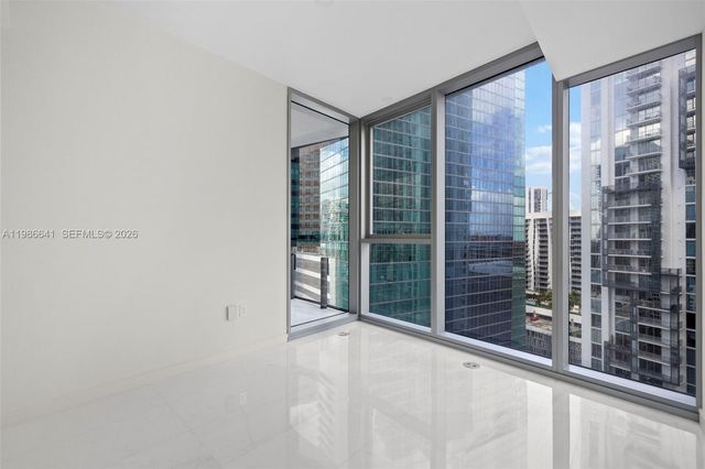 300 Biscayne Blvd Way 2409, Miami, FL 33131