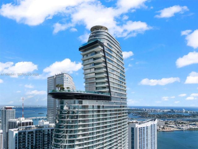 300 Biscayne Blvd Way 2409, Miami, FL 33131
