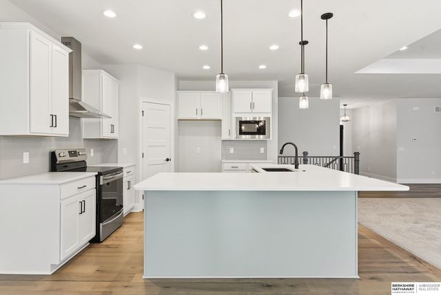 17005 Daniel Street, Bennington, NE 68007