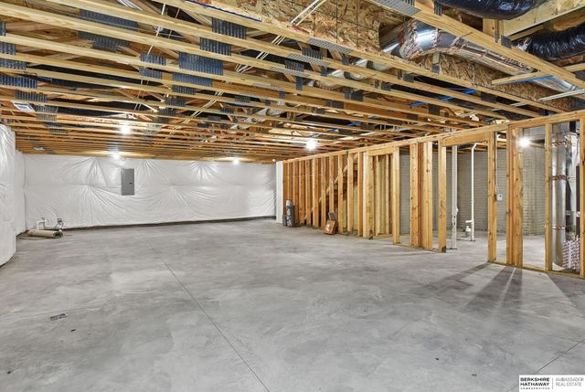17005 Daniel Street, Bennington, NE 68007